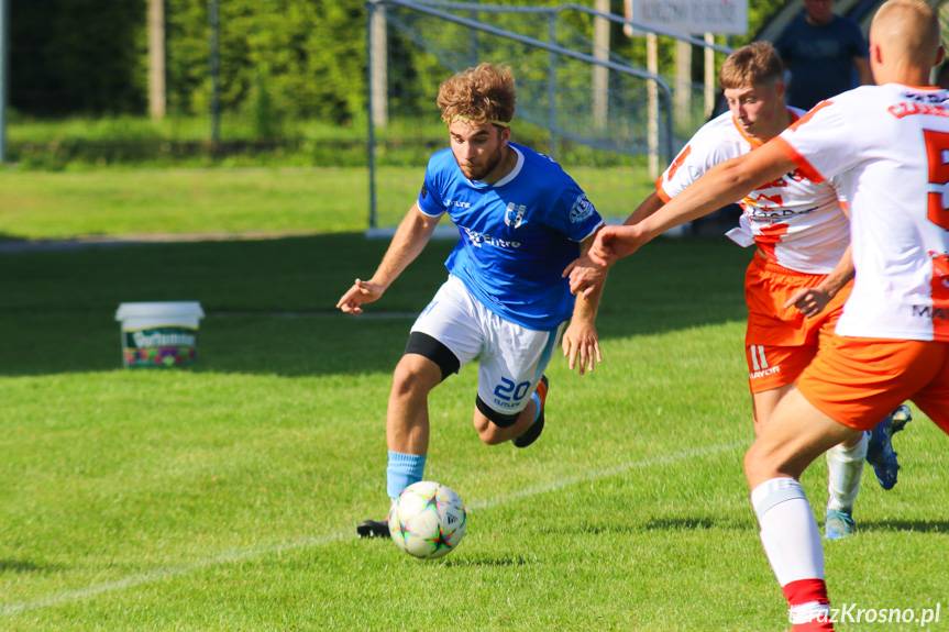 Efektowna wygrana Kotwicy Korczyna. Pogrom w drugiej połowie