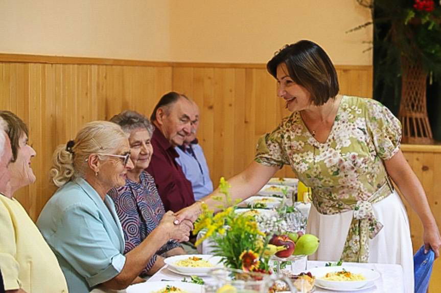 Seniorzy świętowali w Porębach
