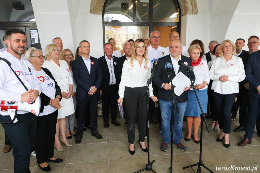 Wybory 2023. Koalicja Obywatelska w Krośnie: Jeszcze będzie normalnie, uwierzcie w to