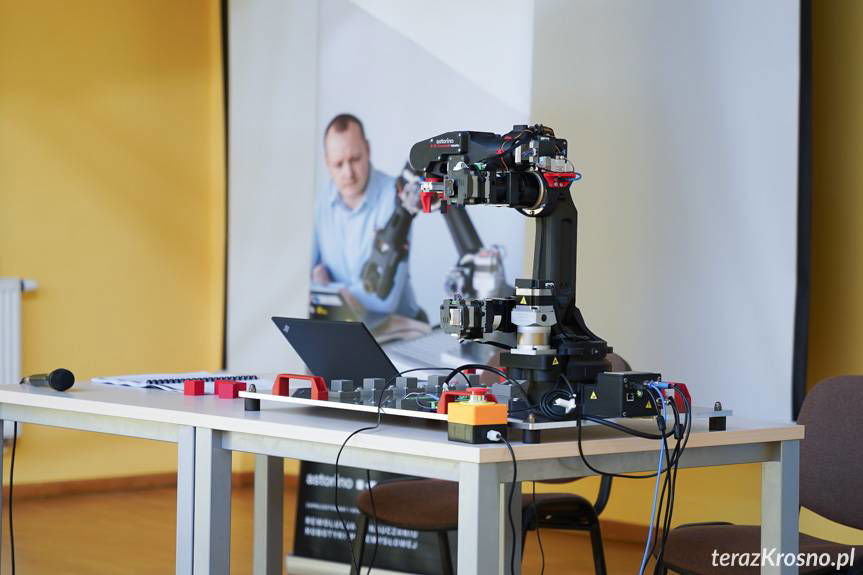 Robot Astorino trafił do Elektryka