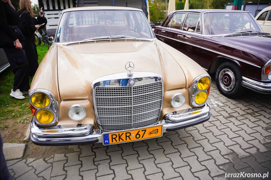 II Spotkanie Miłośników Zabytkowych Pojazdów nad Wisłokiem [ZDJĘCIA]