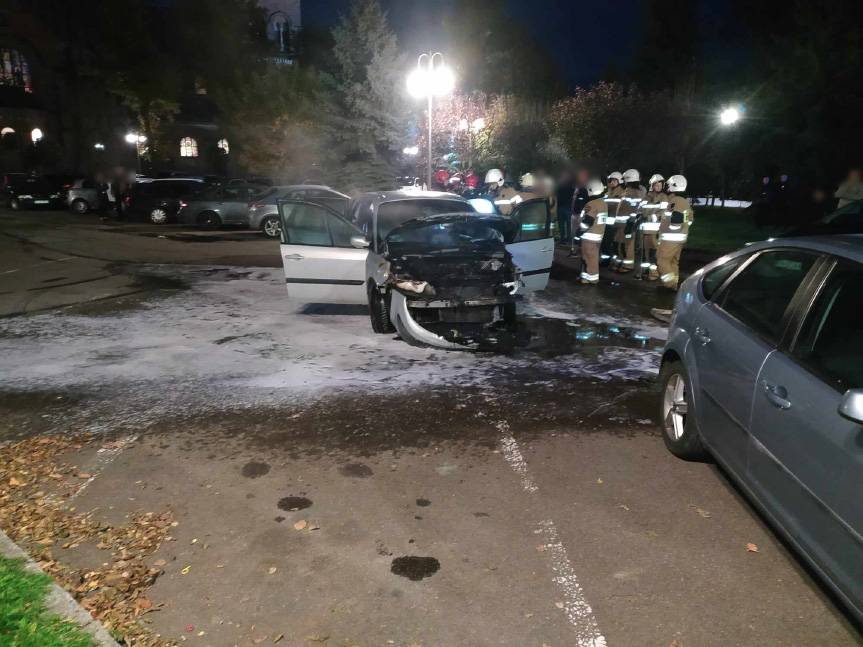 Pożar samochodu w Jedliczu