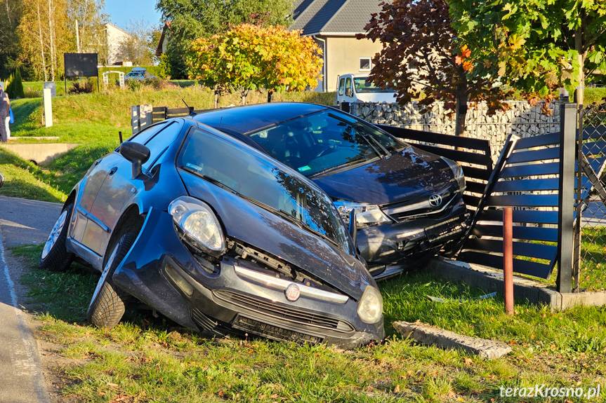 Zderzenie samochodów w Zręcinie
