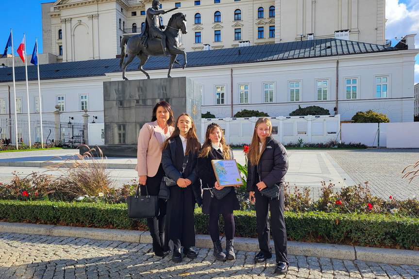 Uczniowie z Jedlicza  w Pałacu Prezydenckim