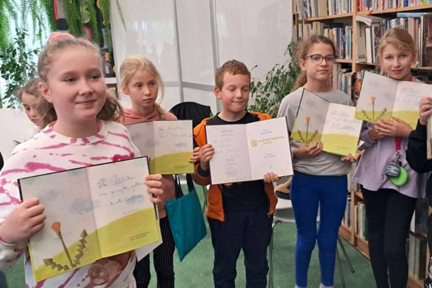 Biografie niezwykłe przez Beatę Ostrowicką opisane… – spotkania z pisarką w KBP