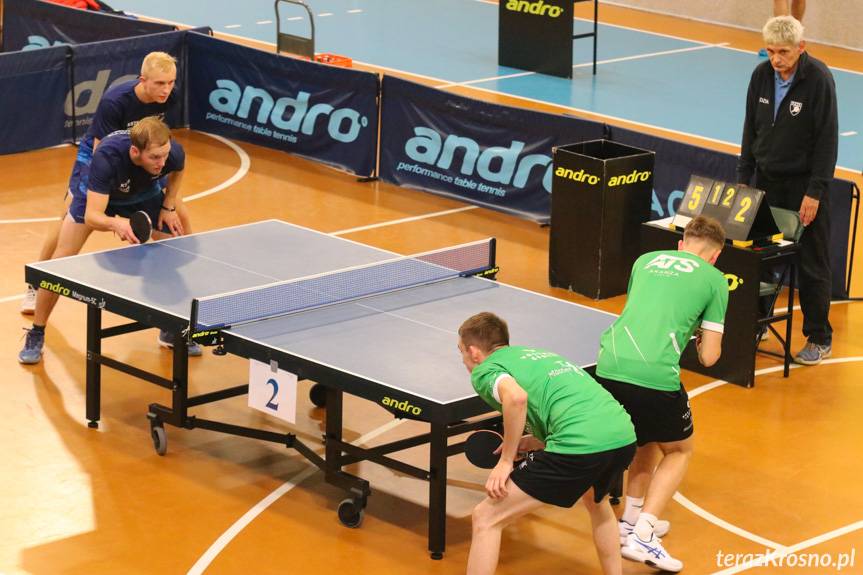 Zwycięstwo KSTS MOSiR Krosno w I lidze tenisa stołowego