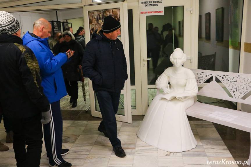 Ławeczka Amelii w sercu uzdrowiska