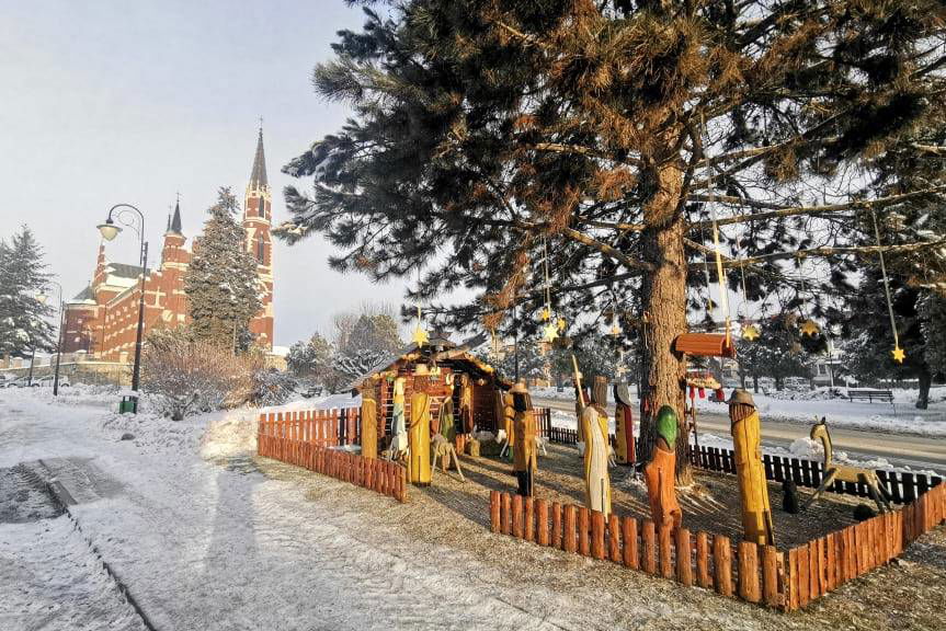 W centrum Korczyny stanęła bożonarodzeniowa szopka