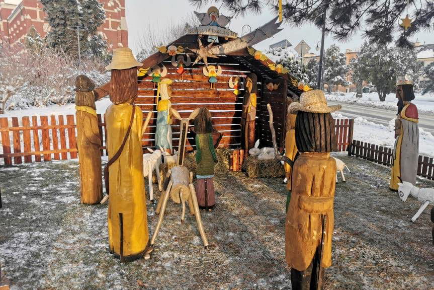 W centrum Korczyny stanęła bożonarodzeniowa szopka