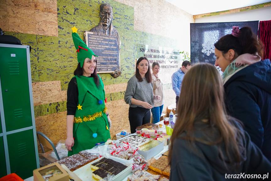 I Szkolny Jarmark Świąteczny w SP nr 7 [ZDJĘCIA]