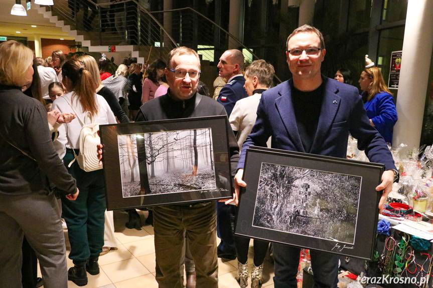 Koncert charytatywny i kiermasz świąteczny dla Ani