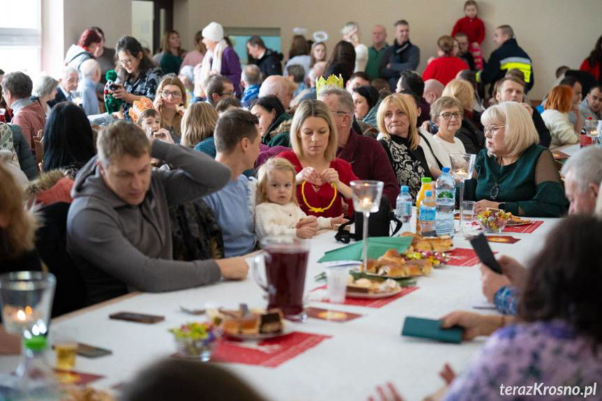 VI Orszak Kolędników i wspólne kolędowanie [ZDJĘCIA]