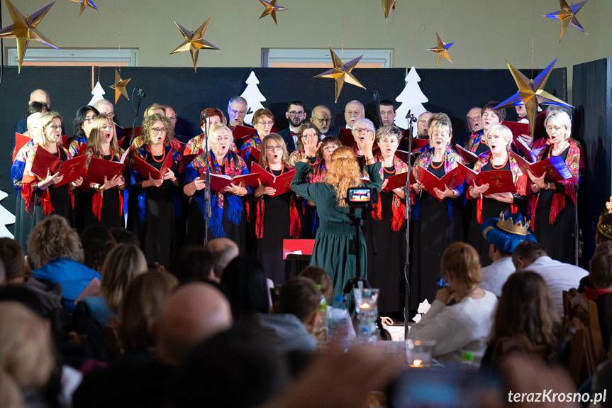 VI Orszak Kolędników i wspólne kolędowanie [ZDJĘCIA]