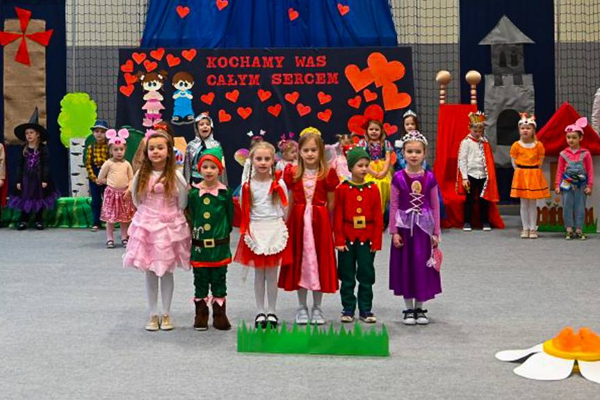 Bajkowy Dzień Babci i Dziadka