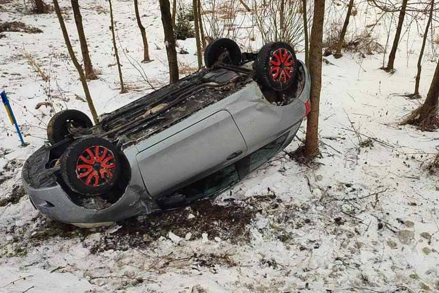 Nietrzeźwa 53-latka dachowała w Domaradzu