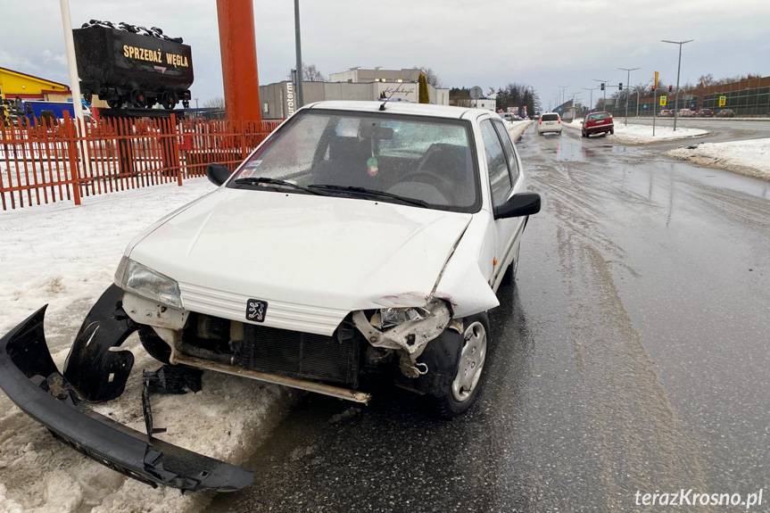 Włączała się do ruchu, spowodowała kolizję