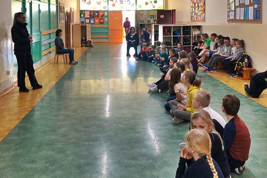 Policjanci spotkali się z uczestnikami zimowego wypoczynku