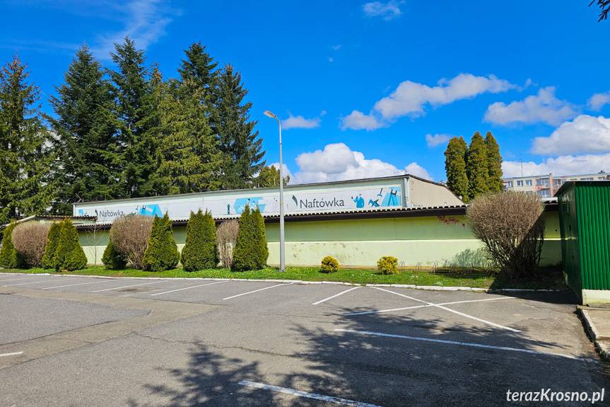 Sześć firm chce budować BCU przy Naftówce