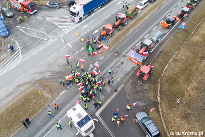 Chciał ominąć blokadę w Barwinku, potrącił rolnika