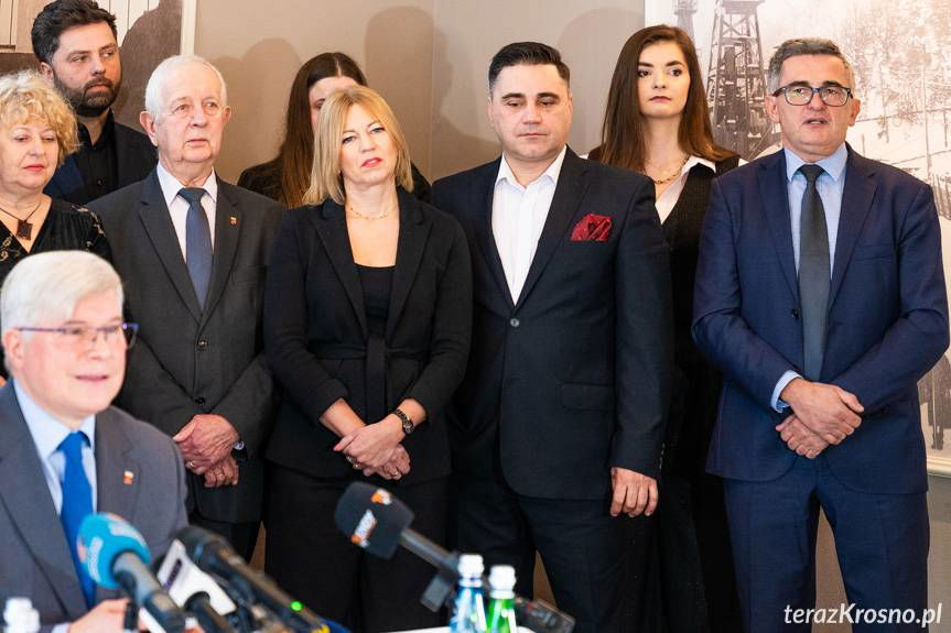 Wybory 2024. Samorządne Krosno Piotra Przytockiego odkryło karty