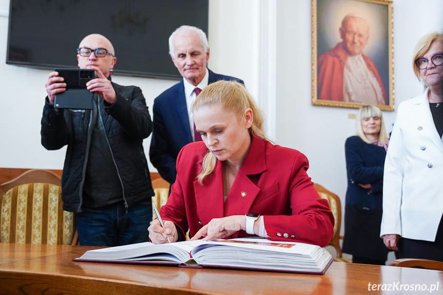 Ministra Barbara Nowacka w Koperniku. Jak ma wyglądać szkoła przyszłości?