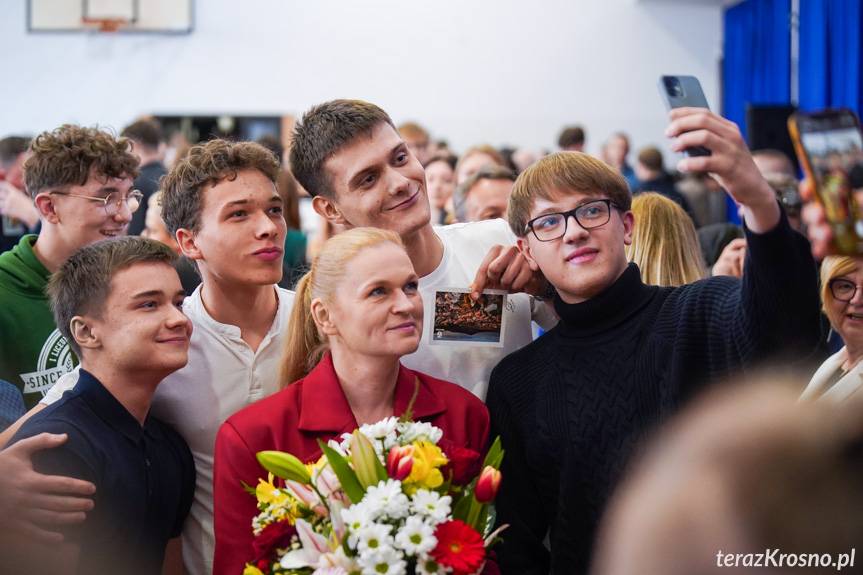 Ministra Barbara Nowacka w Koperniku. Jak ma wyglądać szkoła przyszłości?