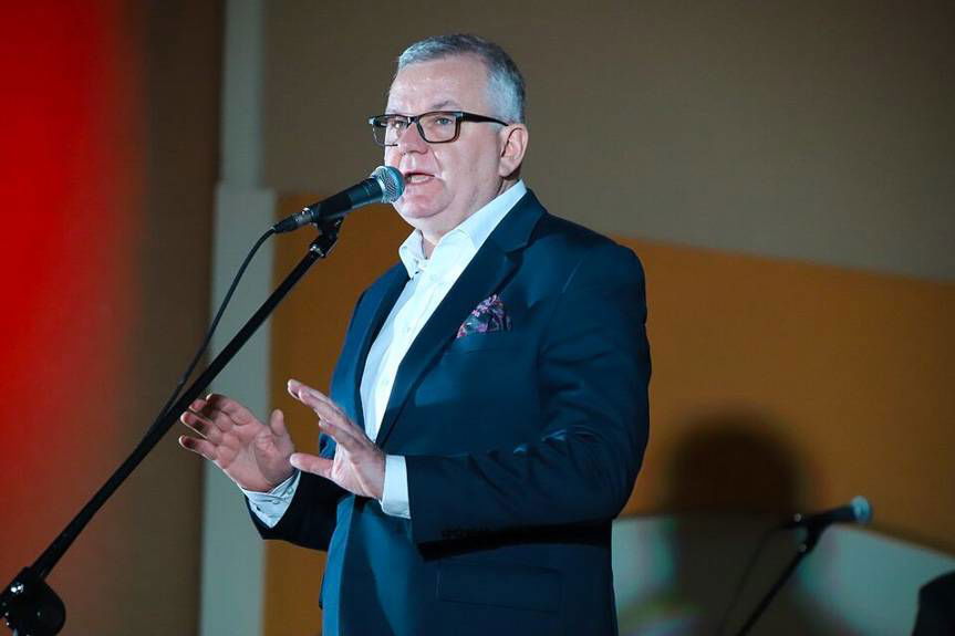 Koncert pełen humoru w Jedliczu