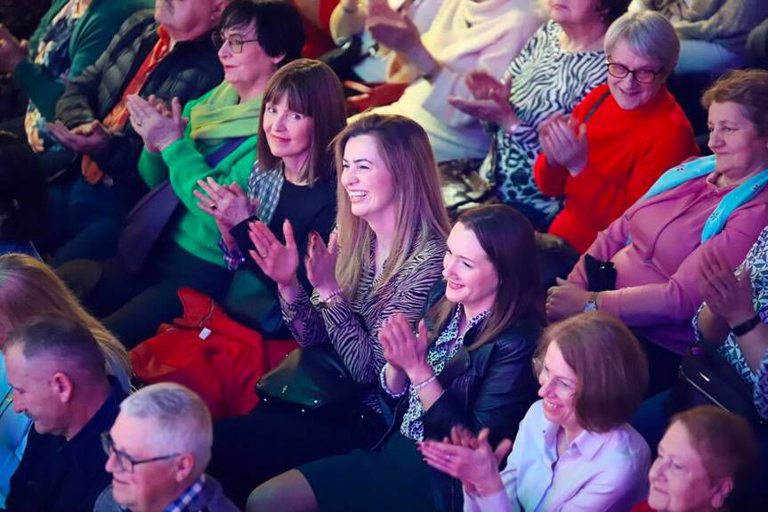 Koncert pełen humoru w Jedliczu