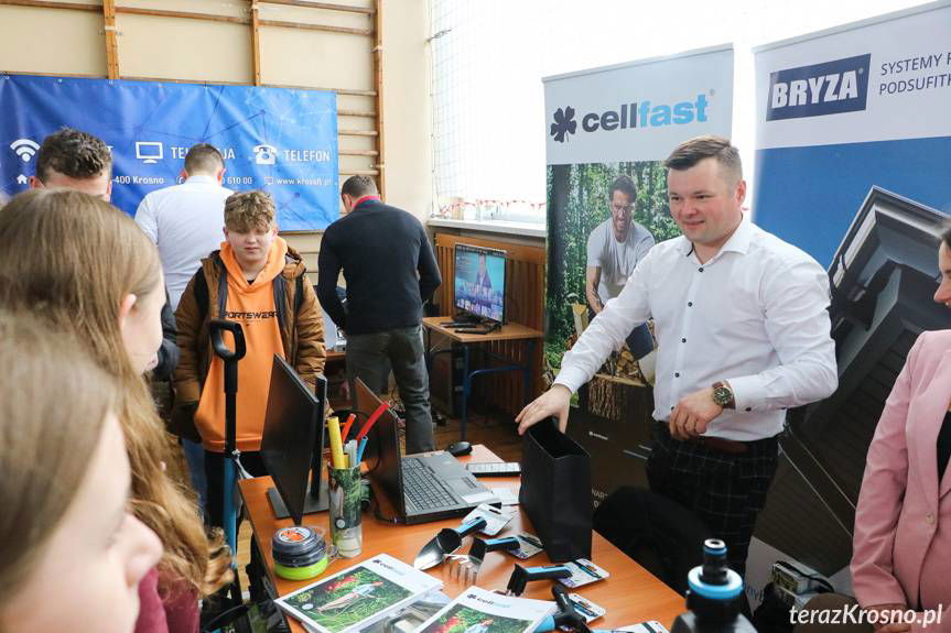 Krośnieńskie szkoły ponadpodstawowe zapraszają przedsiębiorców