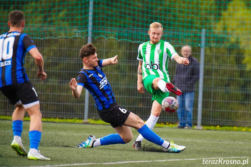 Przełęcz Dukla - Nafta Splast Jedlicze 3:0 [ZDJĘCIA]