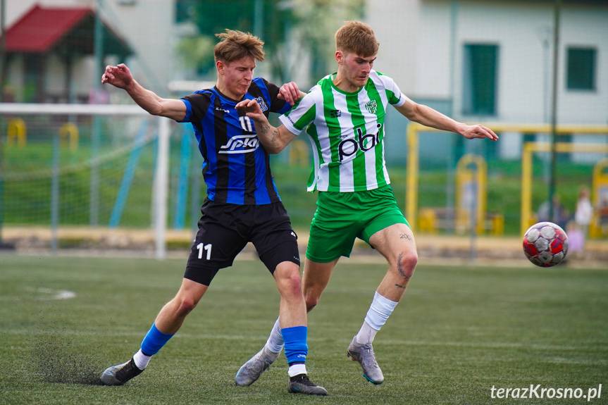 Przełęcz Dukla - Nafta Splast Jedlicze 3:0 [ZDJĘCIA]