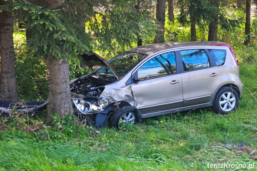 Zderzenie dwóch samochodów w Miejscu Piastowym