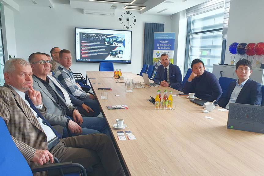 MKS Krosno testuje elektryczny autobus King Long 