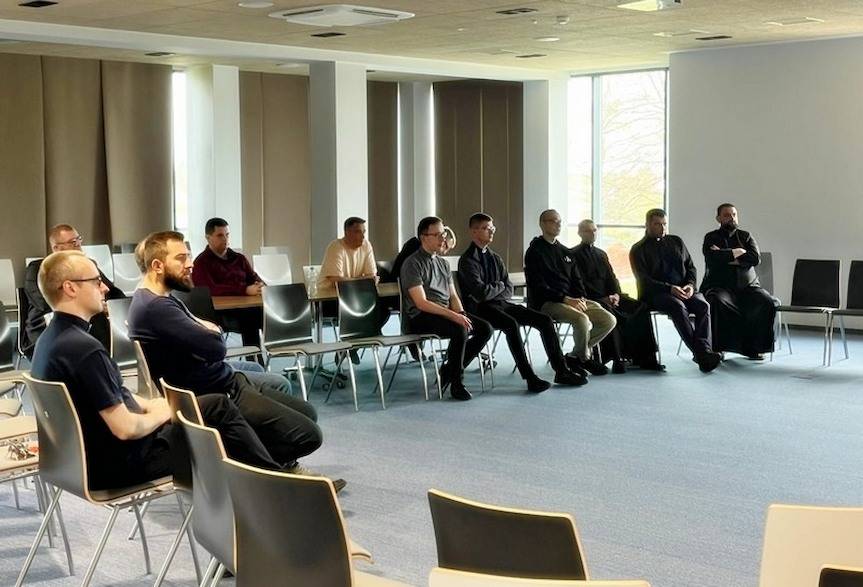 Policjanci szkolili duchownych