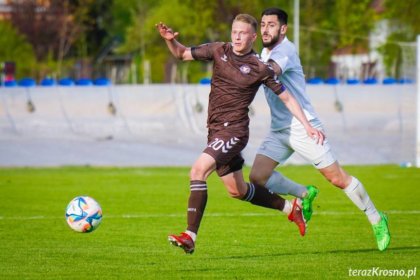 Karpaty Krosno przegrały z Garbarnią Kraków 0:1 [ZDJĘCIA]