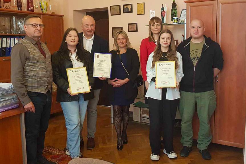 Uczennice Szczepanika laureatkami ogólnopolskiego konkursu