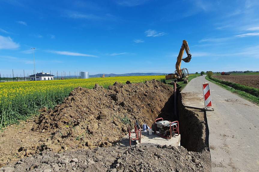 Budowa kolektora sanitarnego coraz bliżej zakończenia