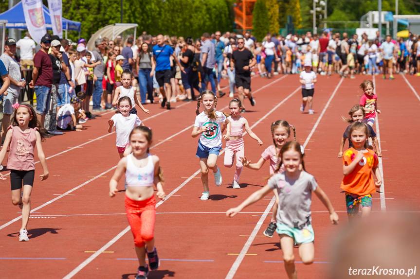 Biegi dla dzieci i młodzieży [ZDJĘCIA]