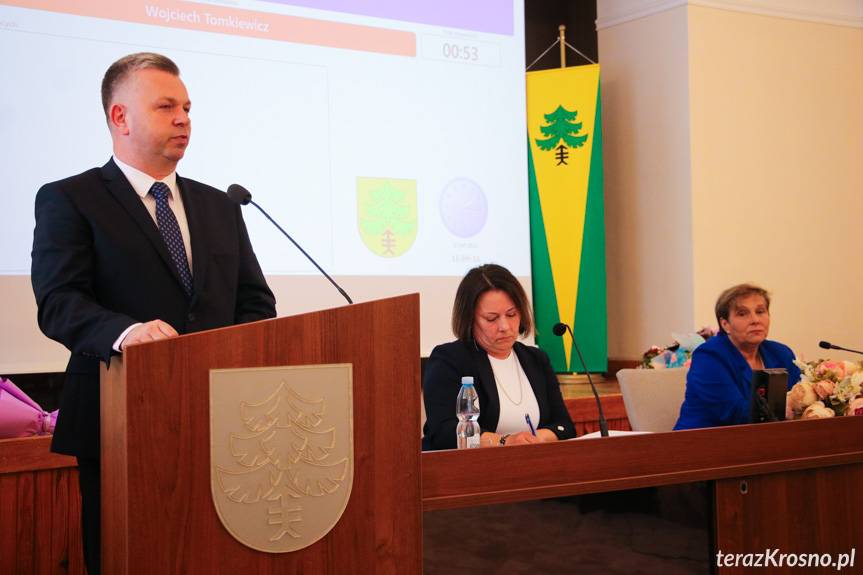 Wojciech Tomkiewicz oficjalnie burmistrzem gminy Jedlicze