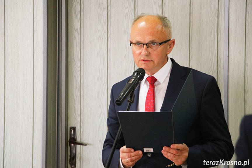 Grzegorz Półchłopek rozpoczął urzędowanie w Korczynie