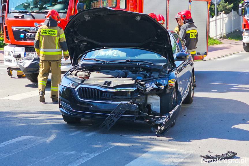Zderzenie dwóch samochodów w Krośnie