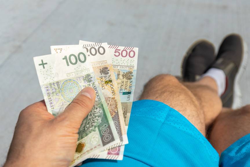 Apel Prokuratury Okręgowej w Krośnie: Zgłaszajcie podrobione banknoty