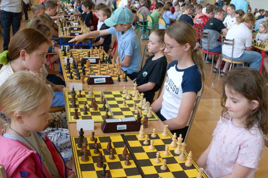 161 szachistów zmierzyło się w Rogach
