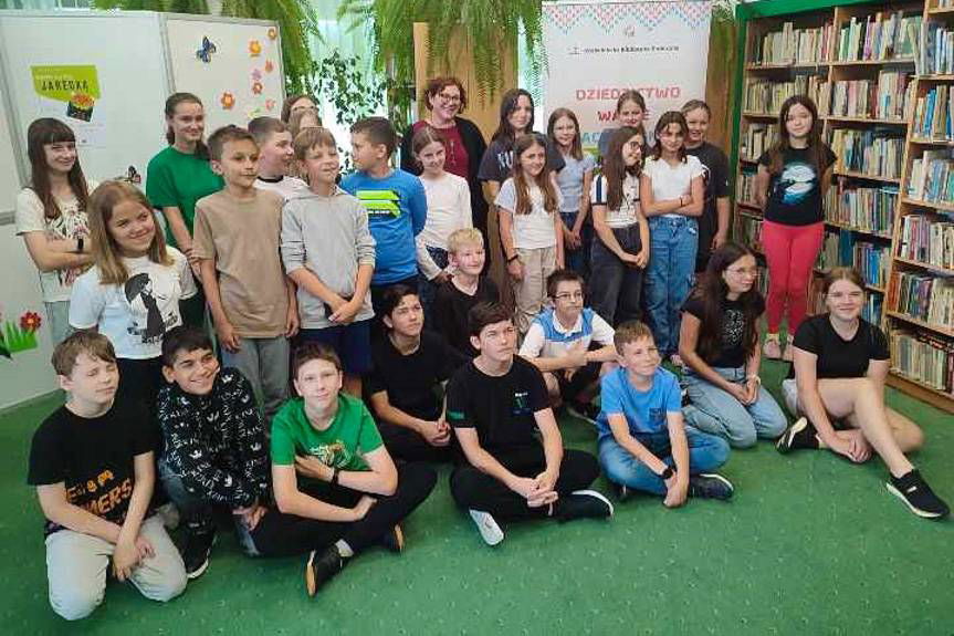 "Wyszymory i inne bieszczadzkie stwory…" - spotkania z Jolą Jarecką