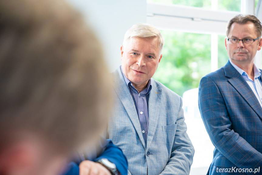 Moc Narodzin w Krośnie. W szpitalu otwarto ponownie szkołę rodzenia