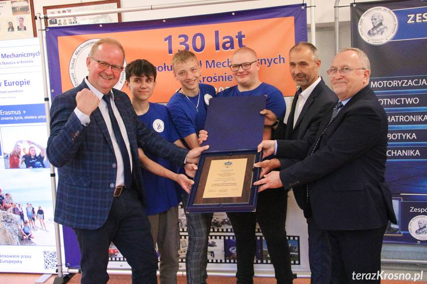 Samochodowa Szkoła 2024 w Polsce. Uroczysta gala w Mechaniku