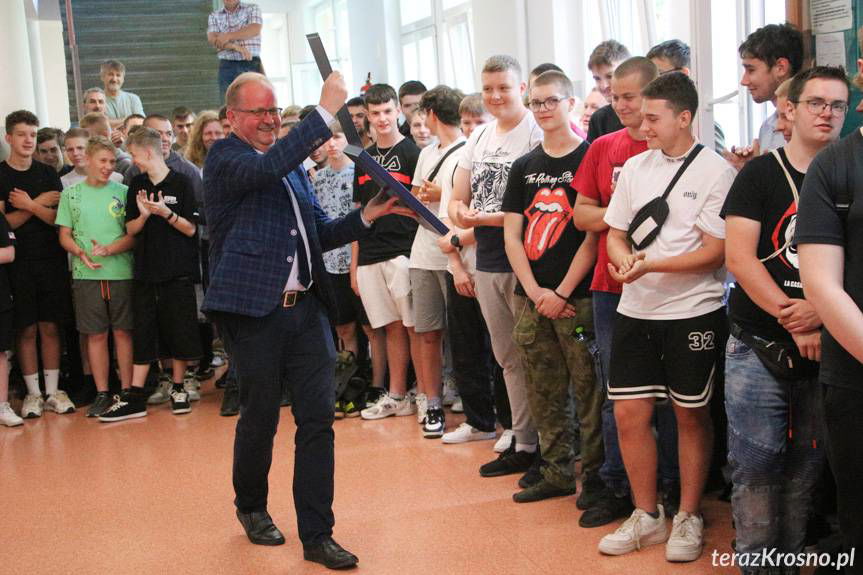 Samochodowa Szkoła 2024 w Polsce. Uroczysta gala w Mechaniku