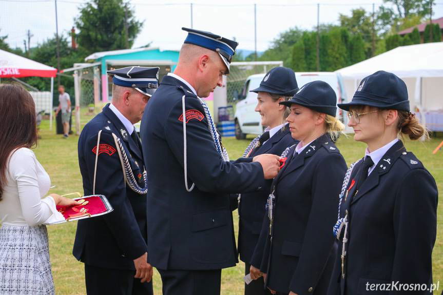 Gminny Dzień Strażaka we Wróbliku Szlacheckim. Druhowie otrzymali samochód ratowniczo-gaśniczy