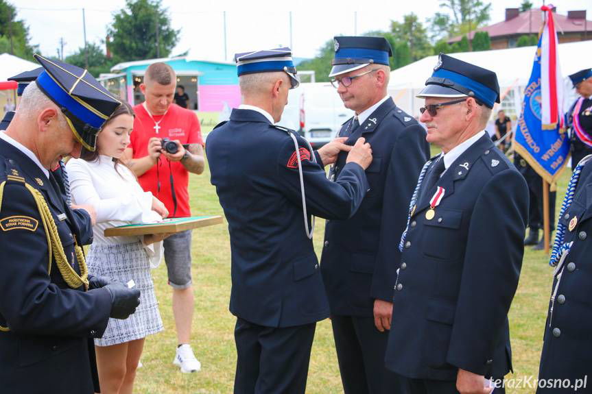 Gminny Dzień Strażaka we Wróbliku Szlacheckim. Druhowie otrzymali samochód ratowniczo-gaśniczy