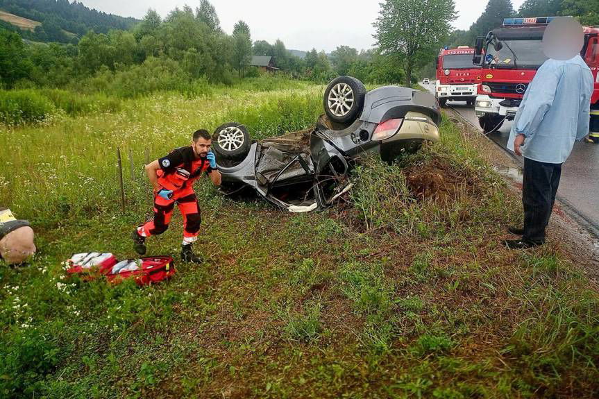 Wypadek w Jabłonicy Ruskiej, poszkodowanych 5 mężczyzn